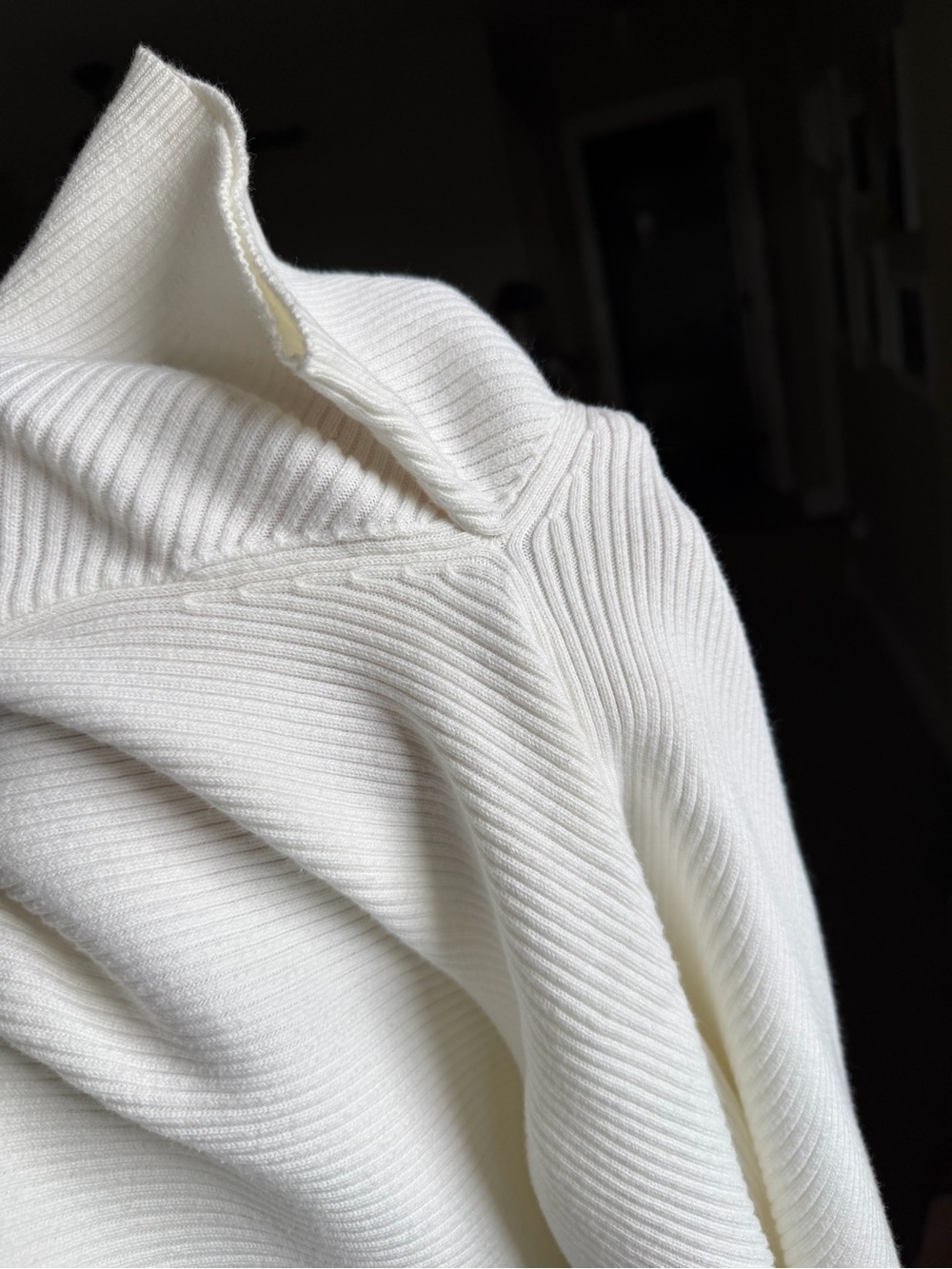 Ribbed Short-Sleeve Mock Neck Top in Cream - Picture 5 of 6